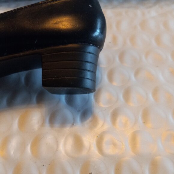 Just The Right Shoe  By Raine Patently Perfect  Mini Figurine 25046 - Picture 7 of 9